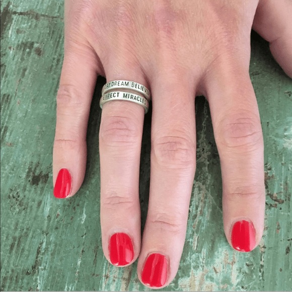 Sugarboo & CO 925 Sterling Silver Stackable “Daydream Believer” Ring - Picture 9 of 12